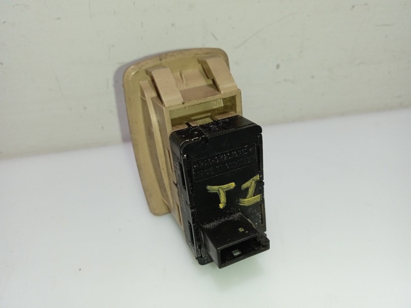 Recambio de mando elevalunas trasero izquierdo para bmw 3 (e90) 320 d referencia OEM IAM 15939901328 6945876 