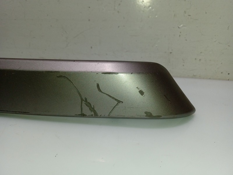 Recambio de moldura para bmw 3 (e90) 320 d referencia OEM IAM 7121477 52850610 