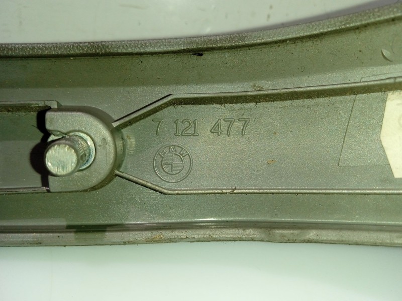 Recambio de moldura para bmw 3 (e90) 320 d referencia OEM IAM 7121477 52850610 