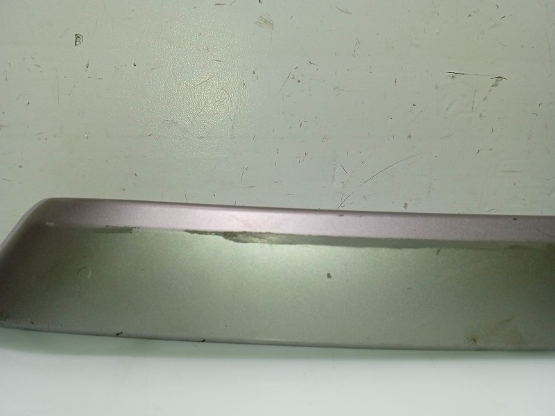 Recambio de moldura para bmw 3 (e90) 320 d referencia OEM IAM 7121478 52850610 