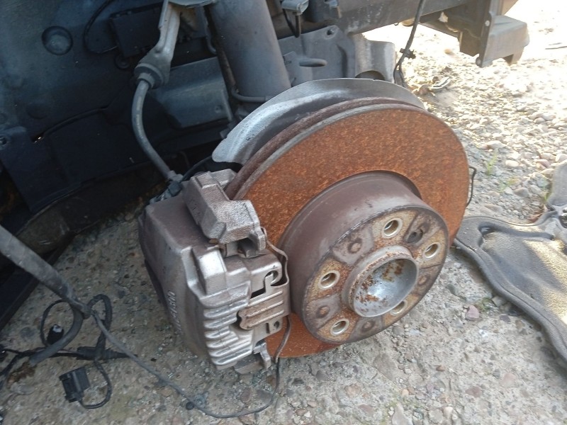 Recambio de mangueta delantera derecha para bmw 3 (e90) 320 d referencia OEM IAM 31216793924  