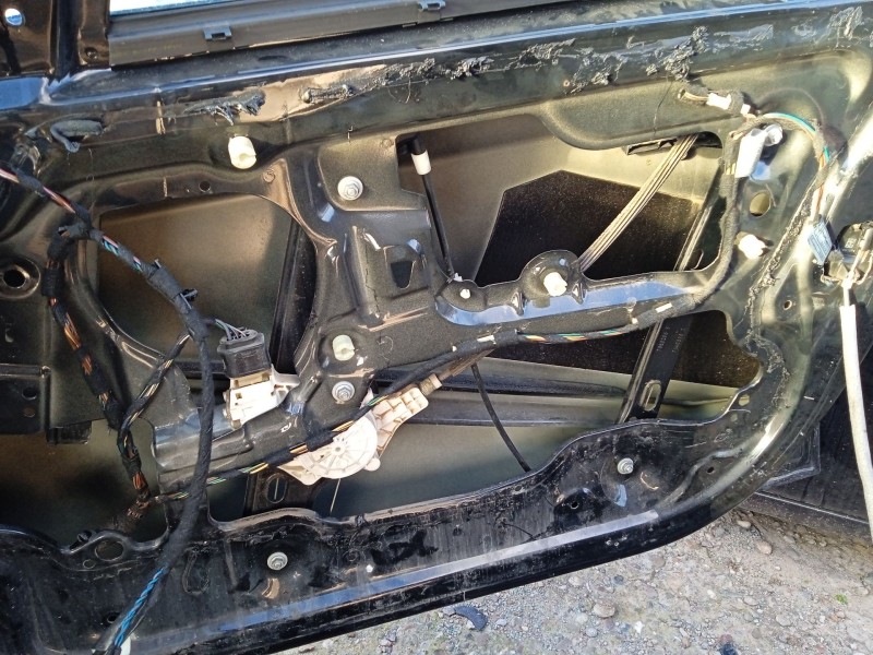 Recambio de elevalunas delantero derecho para bmw 3 (e90) 320 d referencia OEM IAM 51337140588  