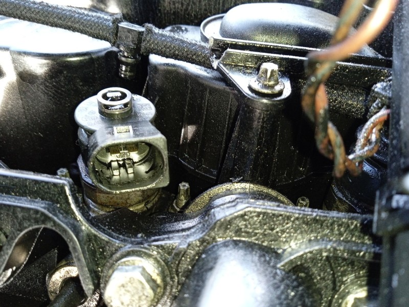 Recambio de inyector para bmw 3 (e90) 320 d referencia OEM IAM 0445110216 7793836 