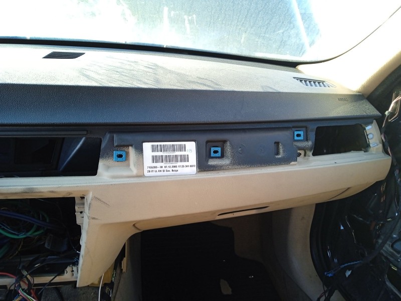 Recambio de salpicadero para bmw 3 (e90) 320 d referencia OEM IAM 51457155770 51457155768 51457155769