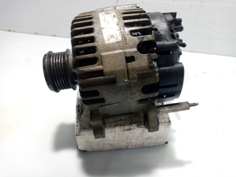 Recambio de alternador para seat toledo iii (5p2) 1.9 tdi referencia OEM IAM 542605R 06F903023EX 