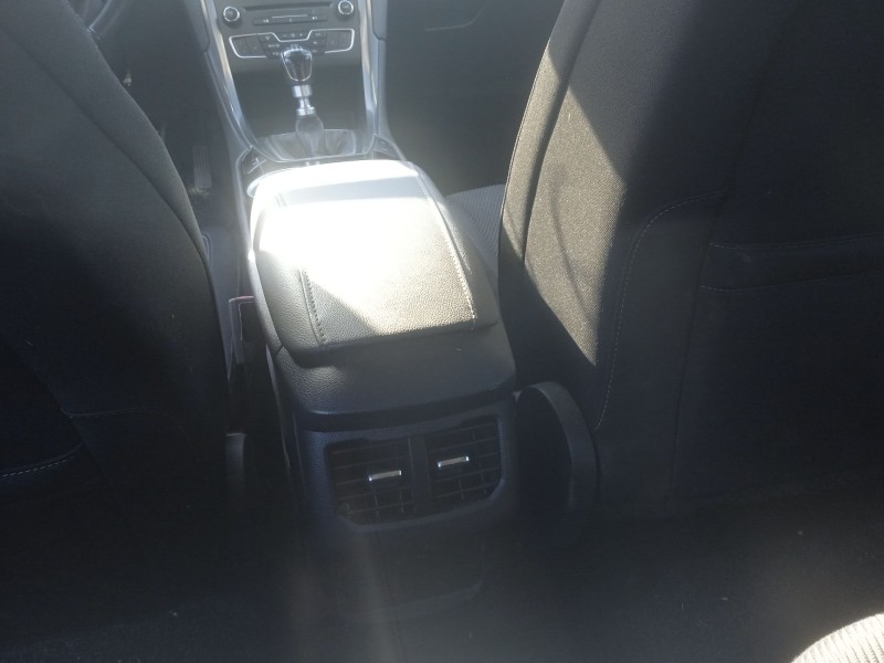 ford mondeo v hatchback (ce) del año 2015