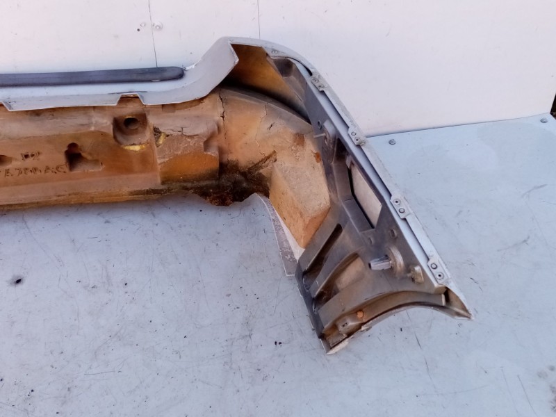 Recambio de paragolpes trasero para ford focus turnier (cak) ghia referencia OEM IAM 1075186  