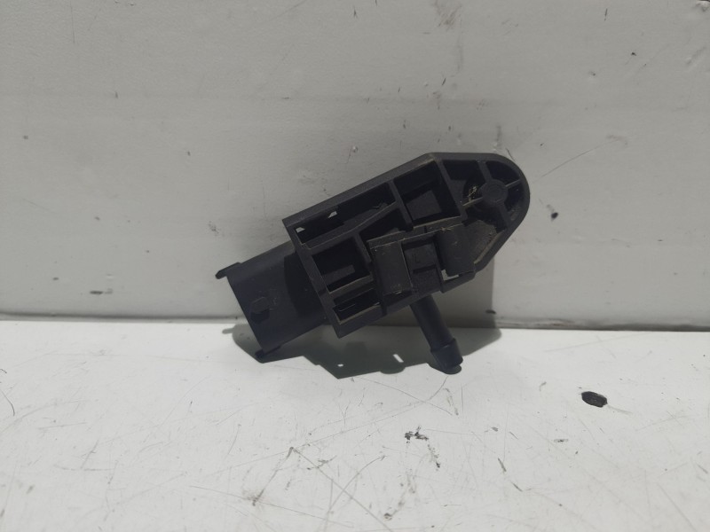 Recambio de sensor presion para nissan primastar autobús (x83) dci 100 referencia OEM IAM 0281002593  223657266R