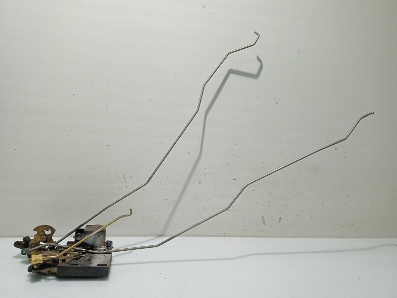 Recambio de cerradura puerta trasera izquierda para chevrolet aveo / kalos hatchback (t200) 1.2 referencia OEM IAM 96260995  