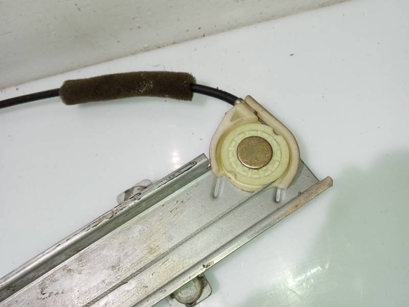 Recambio de elevalunas trasero izquierdo para chevrolet aveo / kalos hatchback (t200) 1.2 referencia OEM IAM 96541661  