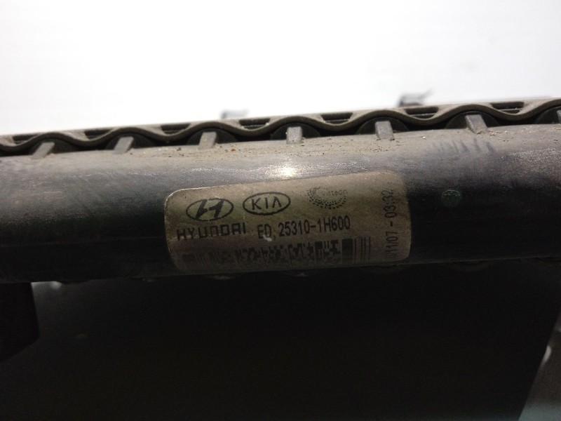 Recambio de radiador agua para kia cee´d referencia OEM IAM 253101H600  