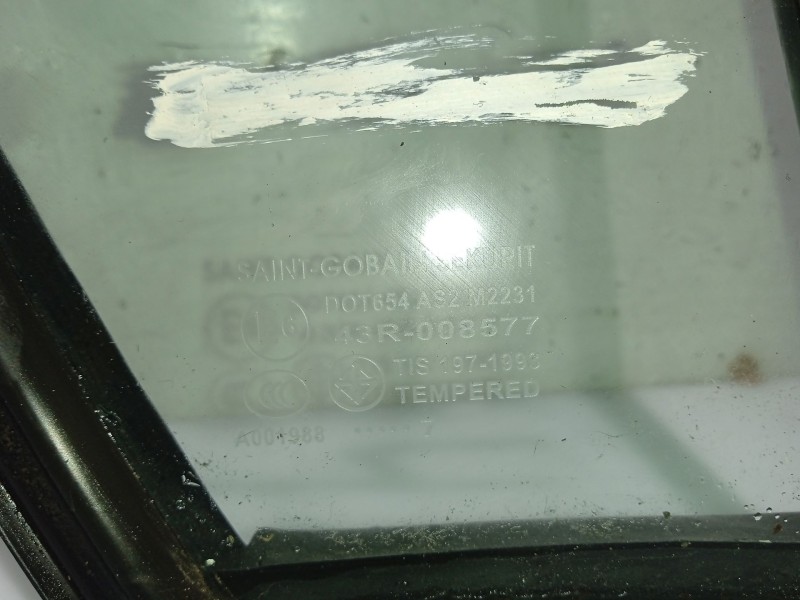 Recambio de luna custodia trasera derecha para mazda 3 sedán (bk) 1.6 di turbo (bk12y) referencia OEM IAM BN8V72661A  