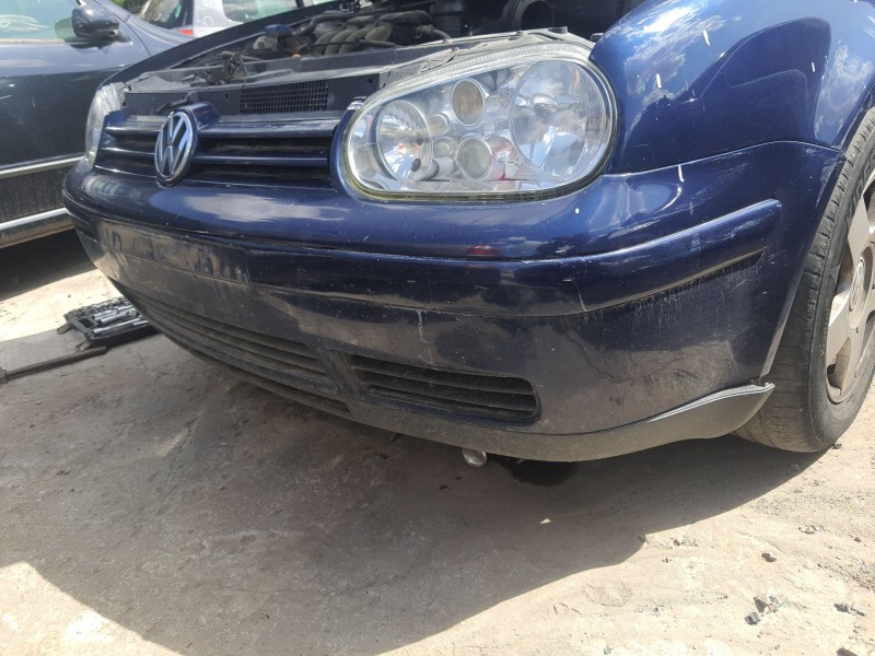 Recambio de paragolpes delantero para volkswagen golf iv berlina (1j1) referencia OEM IAM 1J5807217K  