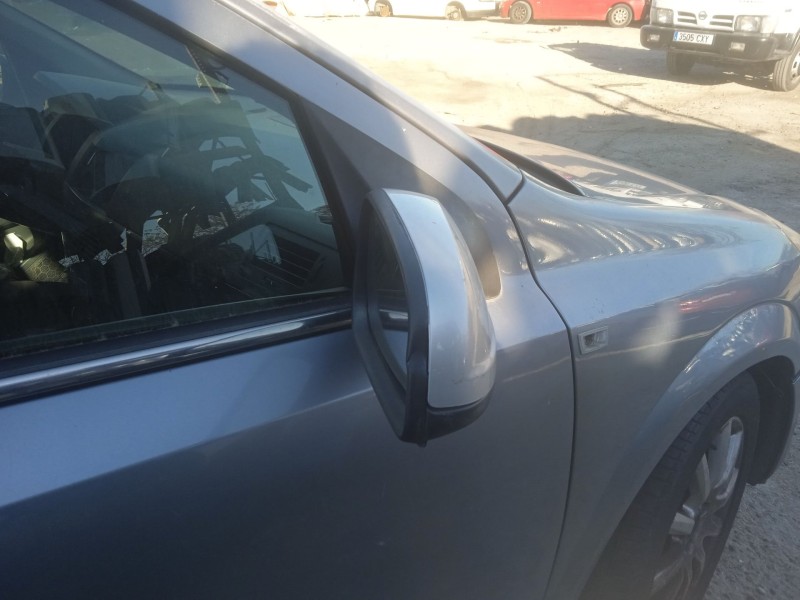 opel astra h (a04) del año 2004