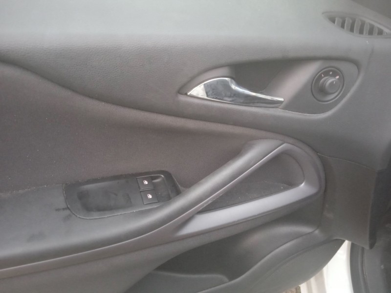 opel zafira tourer c (p12) del año 2016