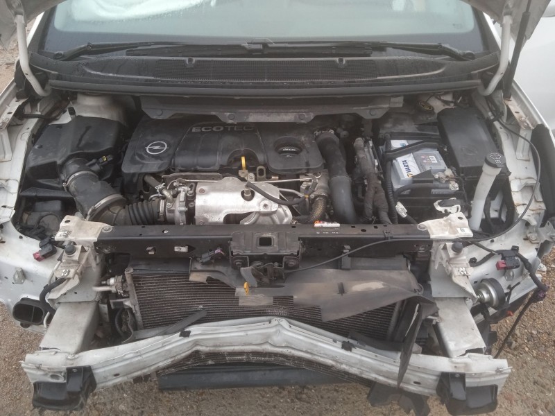 opel zafira tourer c (p12) del año 2016