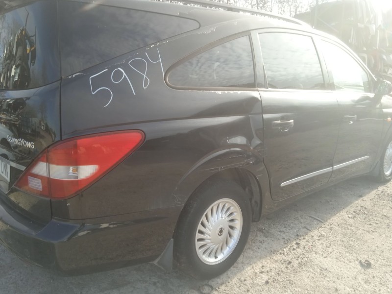 ssangyong rodius i del año 2005