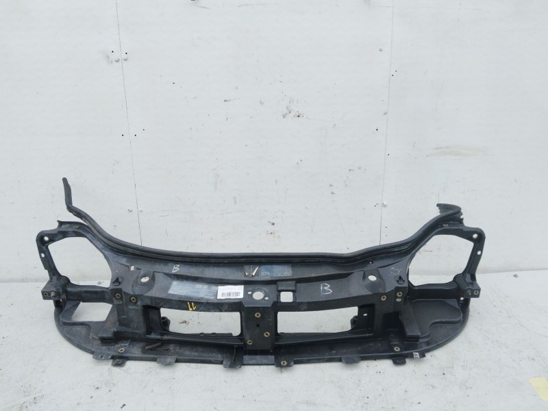 Recambio de panel frontal para renault trafic caja cerrada (ab 4.01) referencia OEM IAM 8200294224  