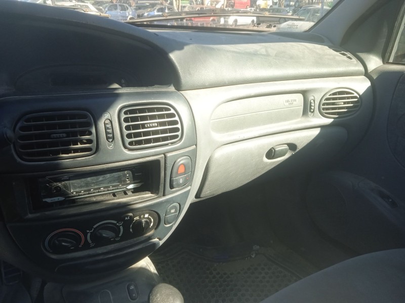 renault megane i classic (la0/1_) del año 2001