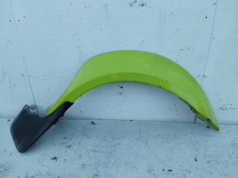 Recambio de aletin delantero derecho para nissan np300 pick-up (lcd22) double cab 4x4 referencia OEM IAM 63832VK00A  