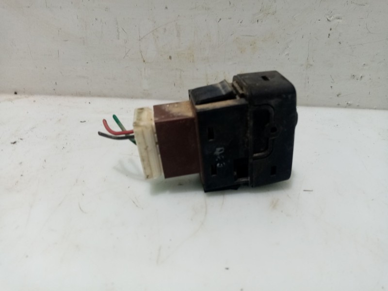 Recambio de interruptor para ford ranger (eq) basis referencia OEM IAM 4435324  