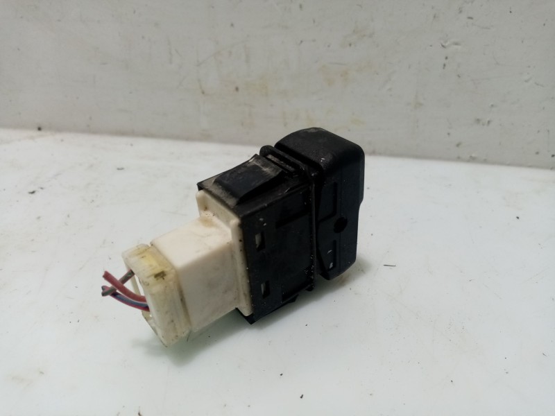 Recambio de interruptor para ford ranger (eq) basis referencia OEM IAM 4178631  