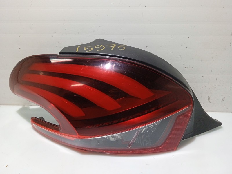 Recambio de piloto trasero izquierdo para peugeot 208 i (ca_, cc_) 1.0 referencia OEM IAM 9825601280  