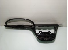 Recambio de moldura para peugeot 208 i (ca_, cc_) 1.0 referencia OEM IAM 9673830077  