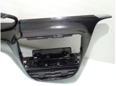 Recambio de moldura para peugeot 208 i (ca_, cc_) 1.0 referencia OEM IAM 9673830077   2