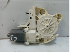 Recambio de motor elevalunas delantero derecho para ford focus berlina (cap) 1.6 16v cat referencia OEM IAM 1347884  