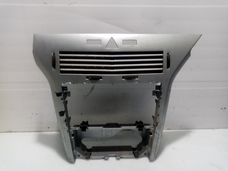 Recambio de moldura para opel astra h (a04) 1.4 (l48) referencia OEM IAM 13141091 13141085 