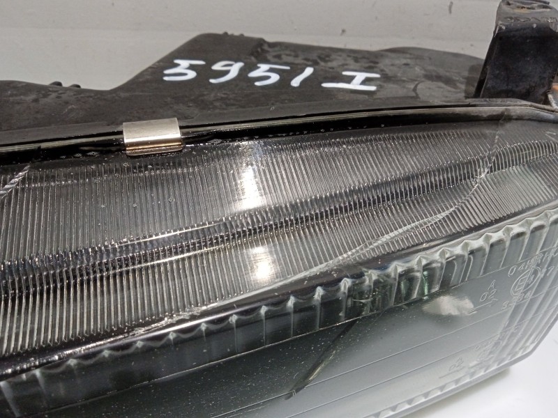 Recambio de faro izquierdo para mitsubishi galant viii (ea_) 2.0 tdi (ea6a) referencia OEM IAM MR325943  