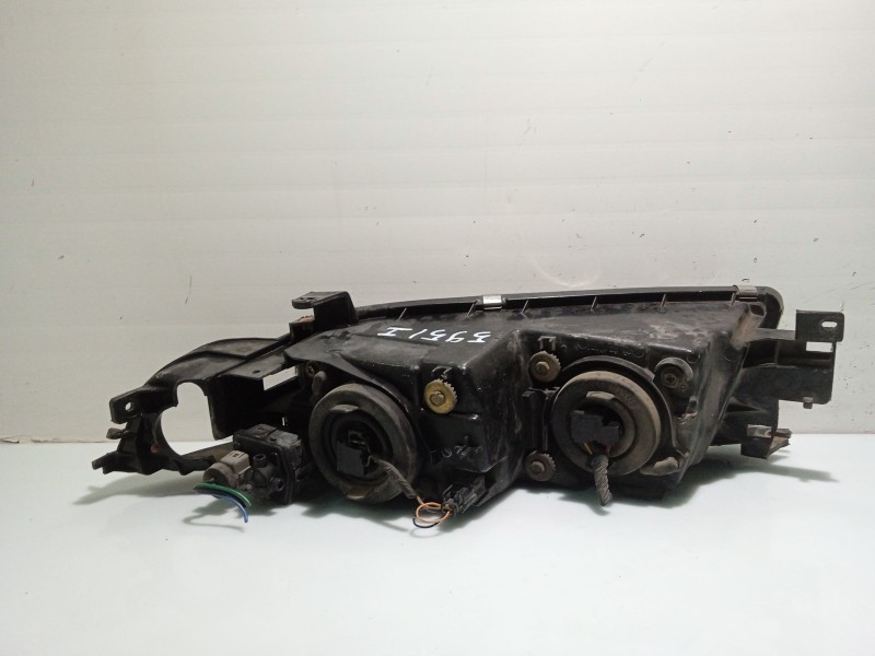 Recambio de faro izquierdo para mitsubishi galant viii (ea_) 2.0 tdi (ea6a) referencia OEM IAM MR325943  