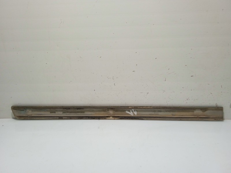 Recambio de moldura para mitsubishi galant viii (ea_) 2.0 tdi (ea6a) referencia OEM IAM MR214137  