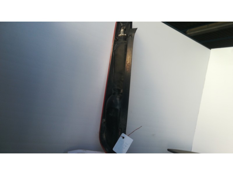 Recambio de piloto trasero derecho para ford focus berlina (cap) trend   |   08.04 - 12.07 | 2004 - 2007 | 101 cv / 74 kw refere Recambio de piloto trasero derecho para ford focus berlina (cap) trend   |   08.04 - 12.07 | 2004 - 2007 | 101 cv / 74 kw refere