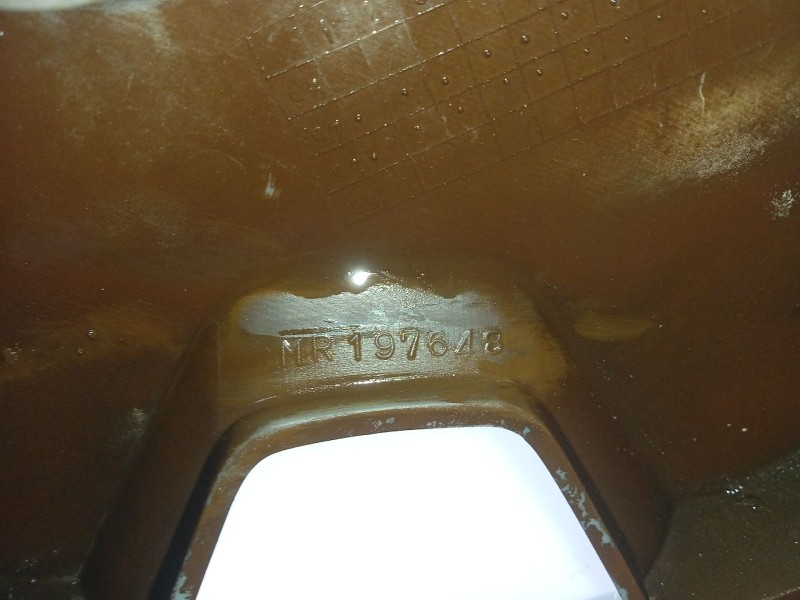 Recambio de tapacubos para mitsubishi galant viii (ea_) 2.0 tdi (ea6a) referencia OEM IAM MR197648  