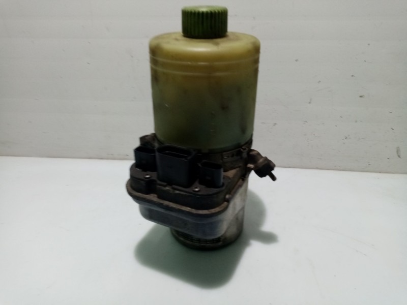 Recambio de bomba direccion para volkswagen polo iv (9n_, 9a_) 1.9 sdi referencia OEM IAM VERE7461  