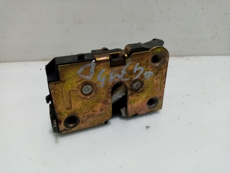 Recambio de cerradura puerta trasera derecha para renault kangoo 4x4 referencia OEM IAM   