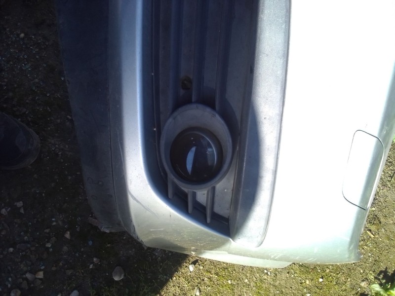 Recambio de faro antiniebla izquierdo para opel astra h berlina enjoy referencia OEM IAM 6710039  