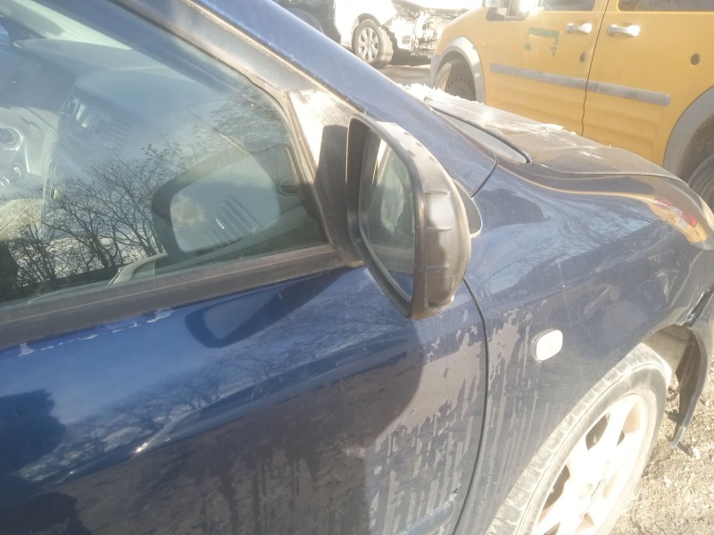 toyota corolla (_e12_) del año 2005