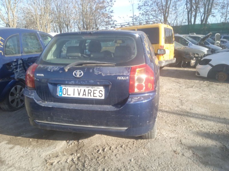 toyota corolla (_e12_) del año 2005