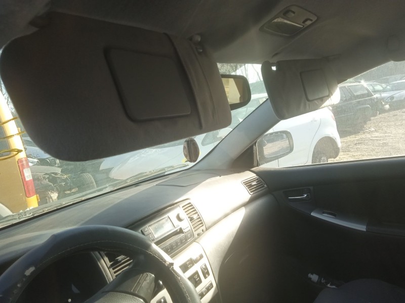 toyota corolla (_e12_) del año 2005