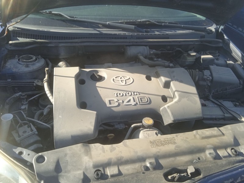 toyota corolla (_e12_) del año 2005