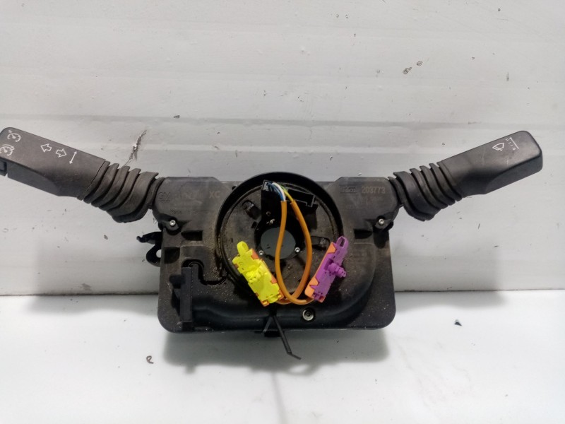 Recambio de mando volante para opel astra h berlina enjoy referencia OEM IAM 13198906 983786 498990969