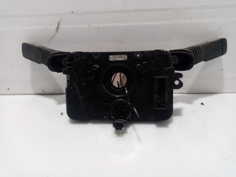 Recambio de mando volante para opel astra h berlina enjoy referencia OEM IAM 13198906 983786 498990969