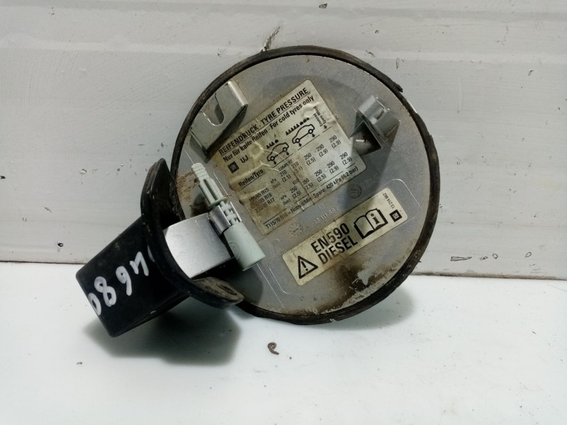 Recambio de tapa exterior combustible para opel astra h berlina enjoy referencia OEM IAM 5806058  