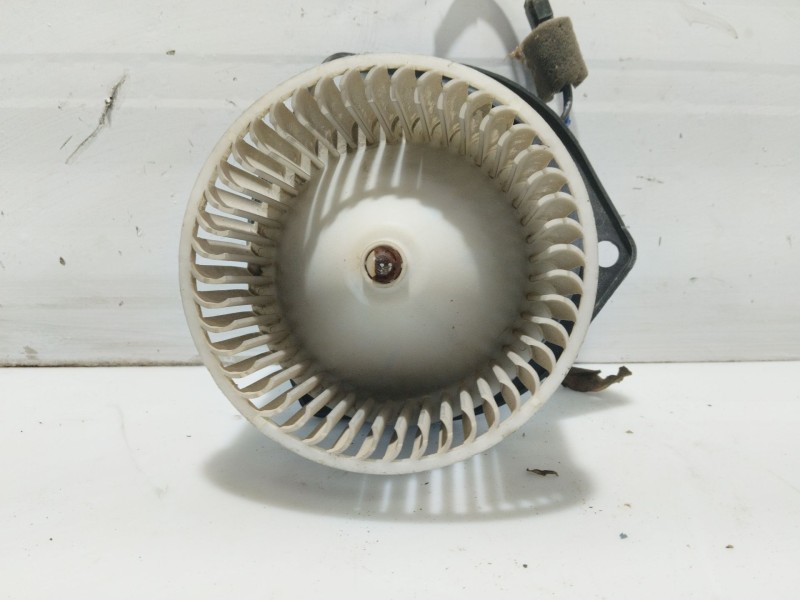 Recambio de motor calefaccion para mitsubishi galloper (hyundai) 2.5 turbodiesel referencia OEM IAM 3536MC  