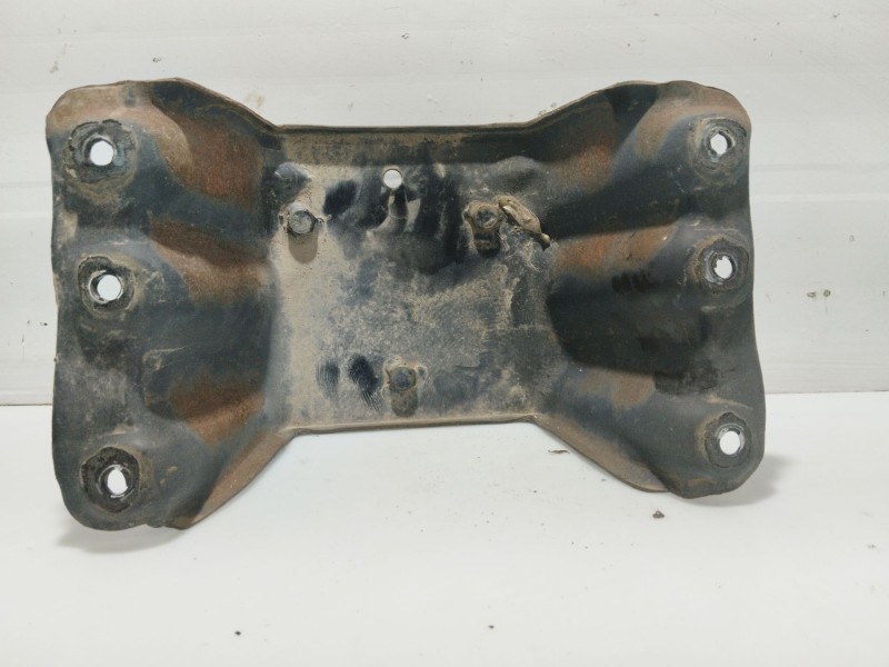 Recambio de soporte rueda repuesto para mitsubishi galloper (hyundai) 2.5 turbodiesel referencia OEM IAM MB275213A  