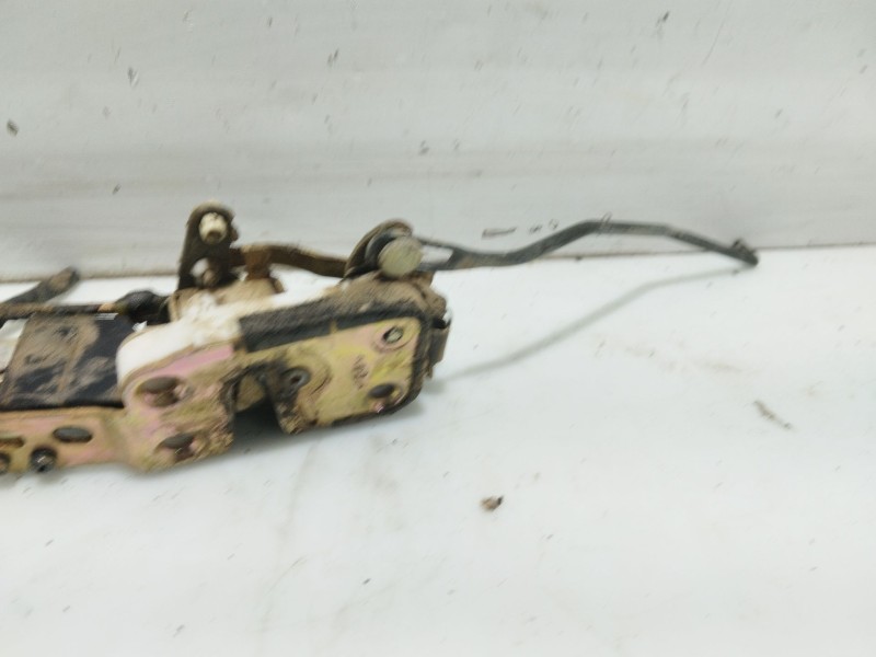 Recambio de cerradura puerta trasera izquierda para mitsubishi galloper (hyundai) 2.5 turbodiesel referencia OEM IAM 3536CPTI  