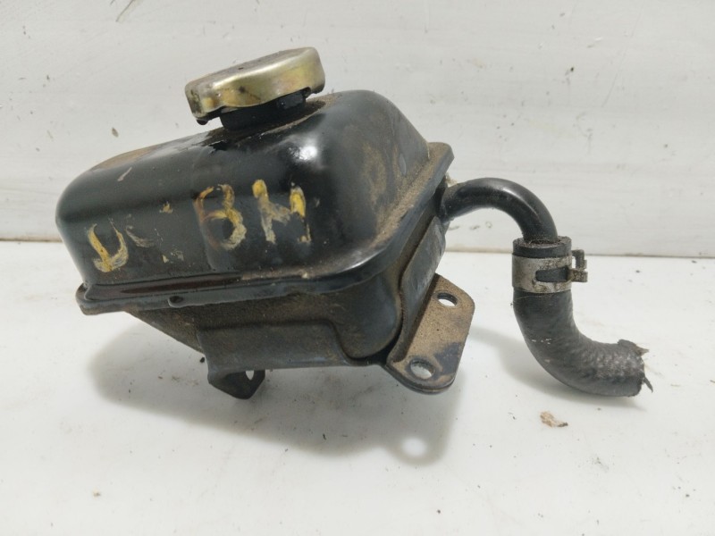 Recambio de deposito liquido direccion para mitsubishi galloper (hyundai) 2.5 turbodiesel referencia OEM IAM 1560DLD  